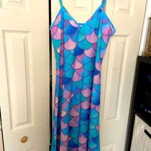 Long spaghetti strap mermaid print dress